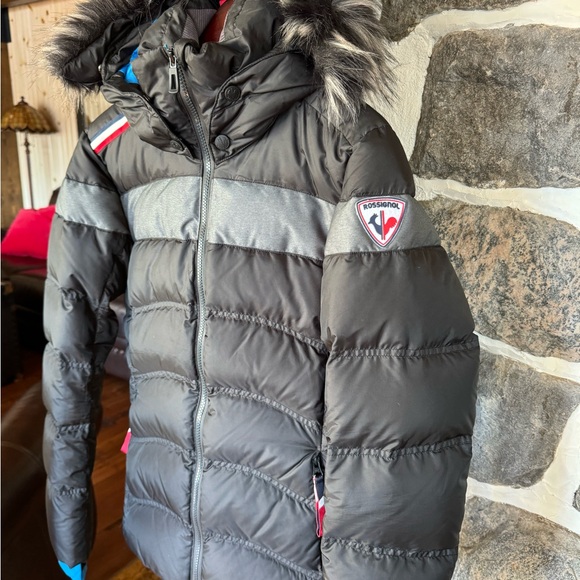 Amazing Rossignol Ski suit! Almost new ! Barely worn!
Paid $800.00 - Picture 2 of 6